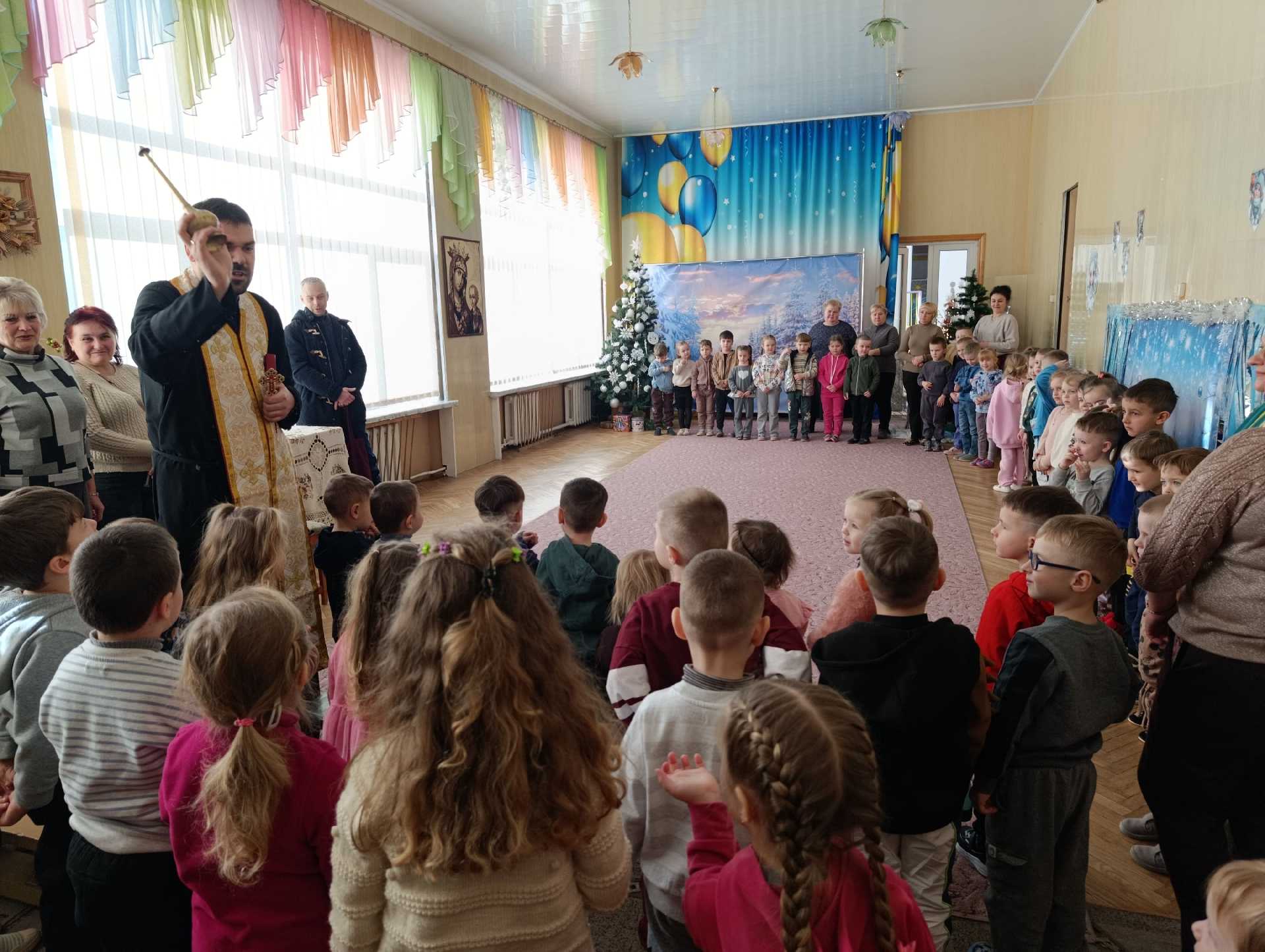 Відвідини священника з Йорданською водою!