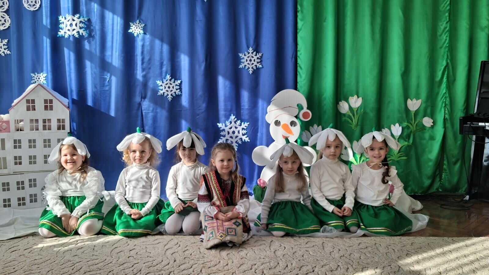 Зиму проводжаємо - весну зустрічаємо.