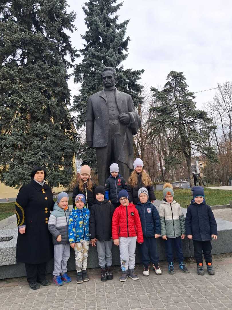  Міжнародний день пам'яток та визначних місць.