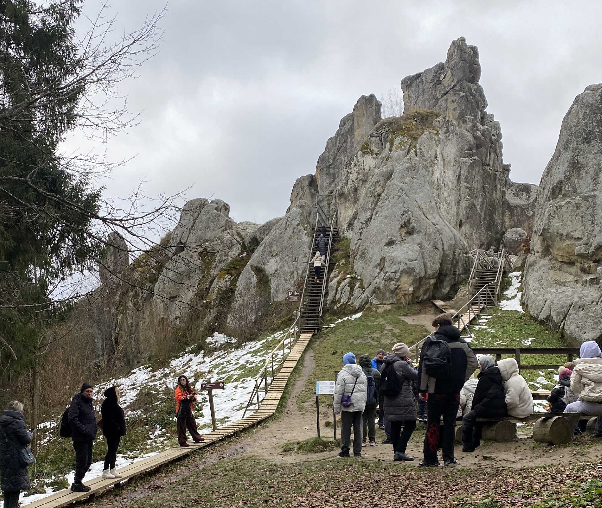 Фортеця Тустань