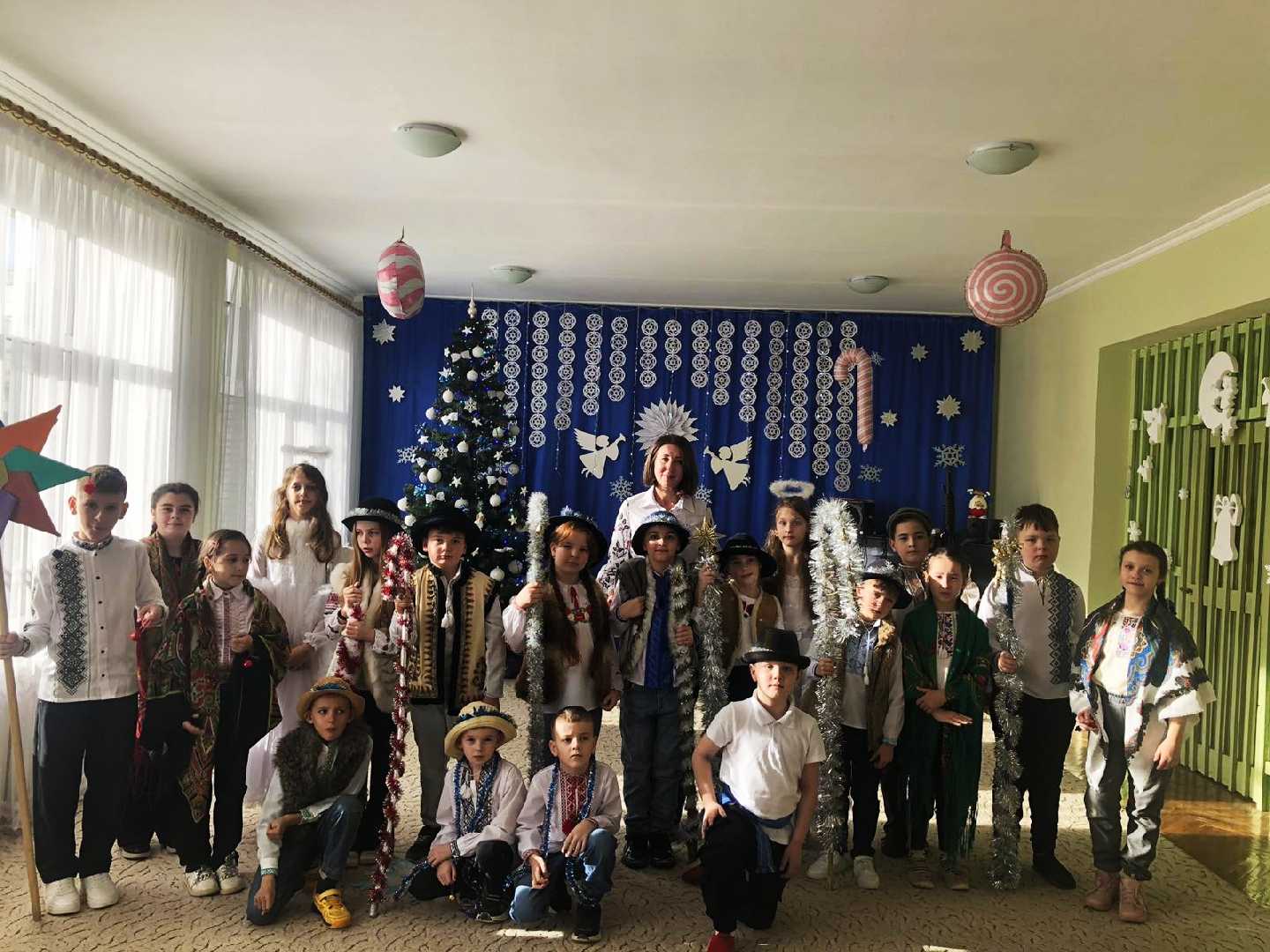 Багатогранне партнерство між учасниками освітнього процесу: дошкільним закладом та гімназією № 11 імені Тараса Зозулі.